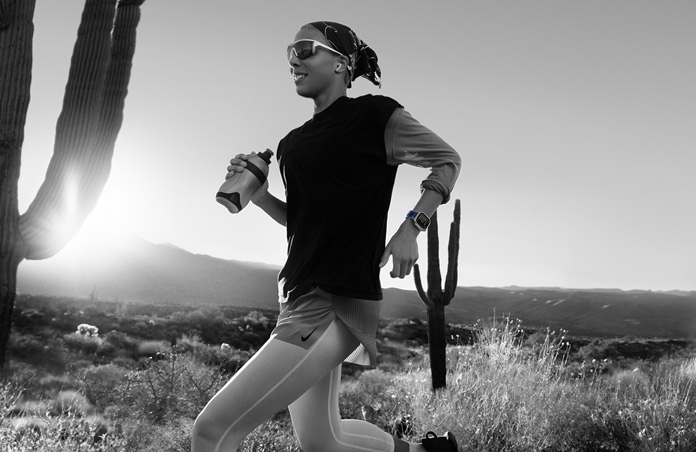 Workout Buddy shares message to runner on a desert trail